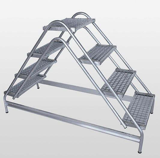 Alu-Arbeitspodest 2x2 Stufen Stahl-Gitterrost beidseitig begehbar